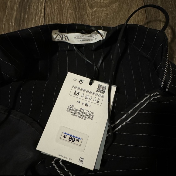 NWT ZARA LIMITED EDITION long pinstripe satin dress with leg slits - Picture 14 of 15